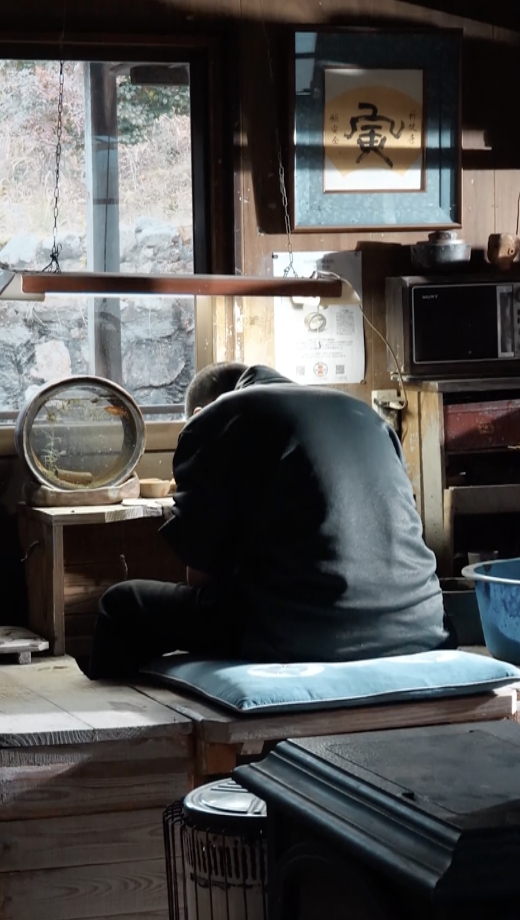 送料無料　18世紀初頭　江戸期白備前焼急須一対　箱付 ★博物館級★ 煎茶道具 初音蒔絵歯黒箱 - 国宝 - 名古屋・徳川美術館 | The Tokugawa